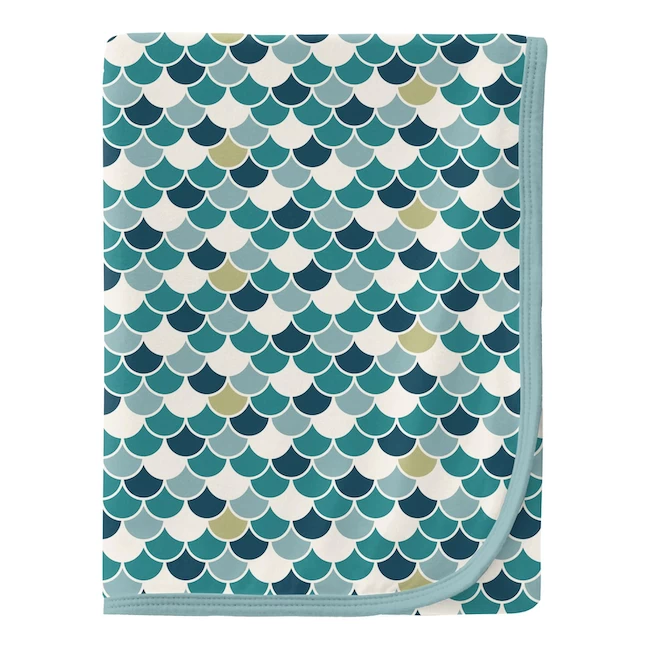 PRINT SWADDLING BLANKET IN LAGOON SCALES 1 PRINT SWADDLING BLANKET IN LAGOON SCALES