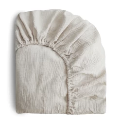 Mushie EXTRA SOFT MUSLIN CRIB SHEET-FOG