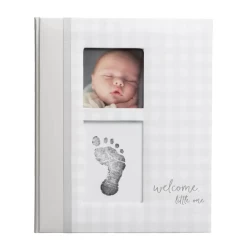 Pearhead GINGHAM BABY MEMORY BOOK AND CLEAN-TOUCH INK PAD IN GRAY